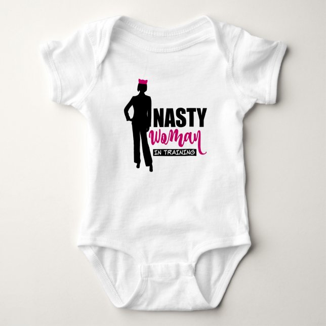 T-shirts Mulher Desagradável no Treinamento de Chapéu Gato  (Frente)