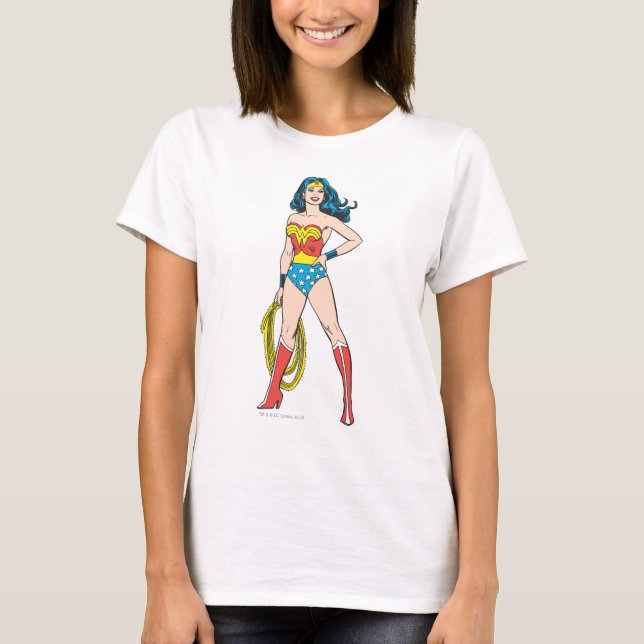 T-shirts Mulher Maravilha em pé (Frente)