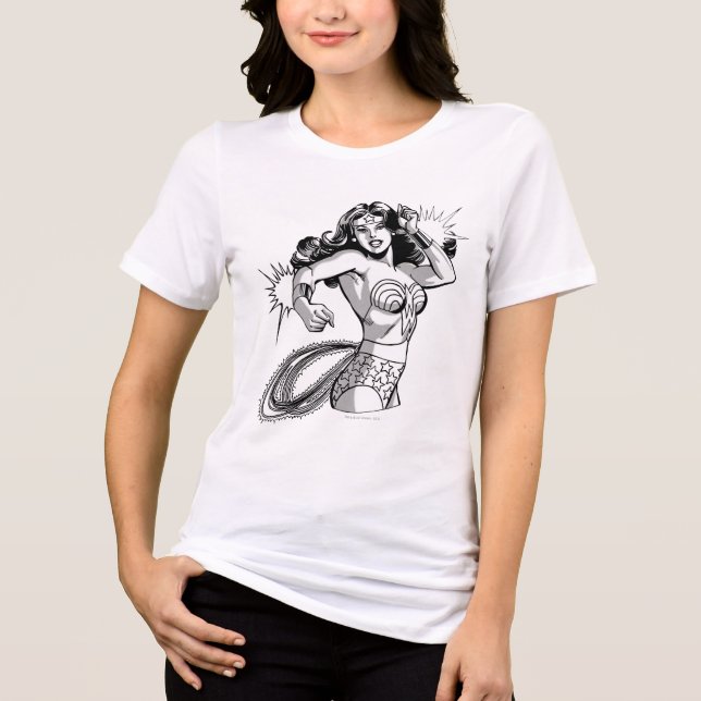 T-shirts Mulher Maravilha Preta e Defensora Branca (Frente)