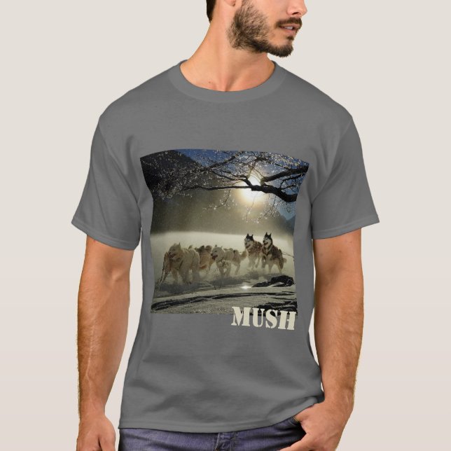T-shirts Mush da imagem da equipe do trenó do cão (Frente)
