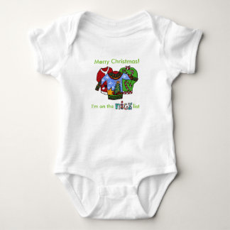 T-shirts Na bela lista de roupas de Natal