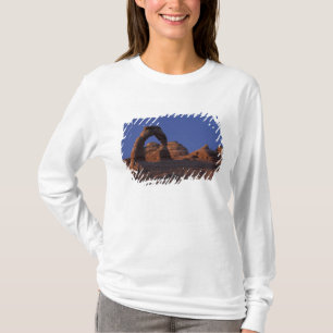 T-shirts NA, EUA, Utah, Parque Nacional dos Arcos. Delicado
