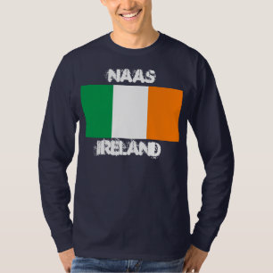 T-shirts Naas, Irlanda com bandeira irlandesa