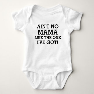 T-shirts Não há mãe como a que tenho um bebê engraçado