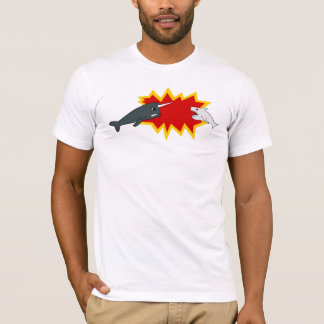 T-shirts Narwhal contra o tubarão