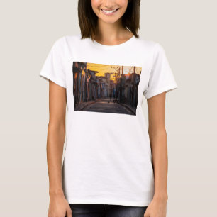 T-shirts Nascer do sol sobre a rua da cidade de Camaguey,