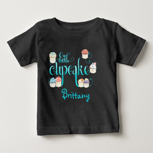T-shirts Nosso Cupcake Lil, Criador De Bebês Personalizado (Frente)
