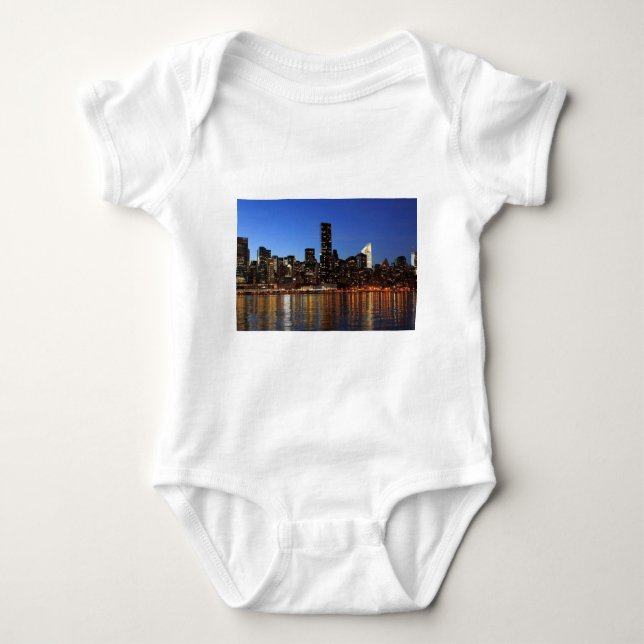 T-shirts NYC Nova Iorque Manhattan Night (Frente)