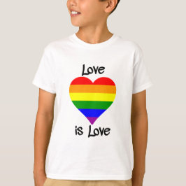 T-shirts O amor é amor