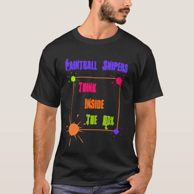T-SHIRTS O ATIRADOR FURTIVO DO PAINTBALL PENSA DENTRO DO (Frente)