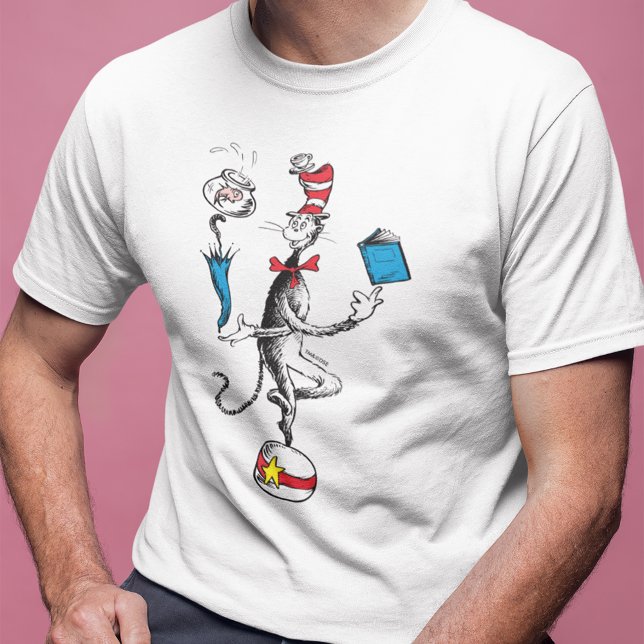 T-shirts O Ato de Equilíbrio do Gato no Chapéu (Person wearing shirt)