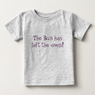 T-shirts O bolo saiu do forno!