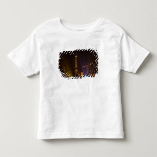 T-shirts O Bund em Xangai.Olhando