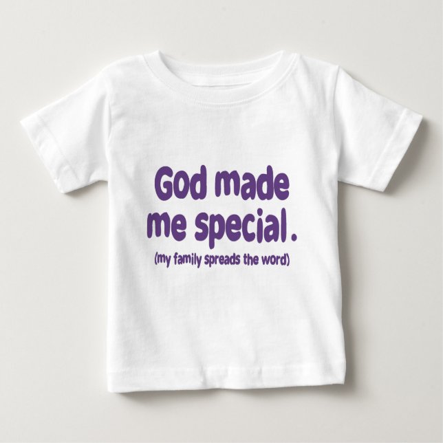 T-shirts O deus fez-me especial (Frente)