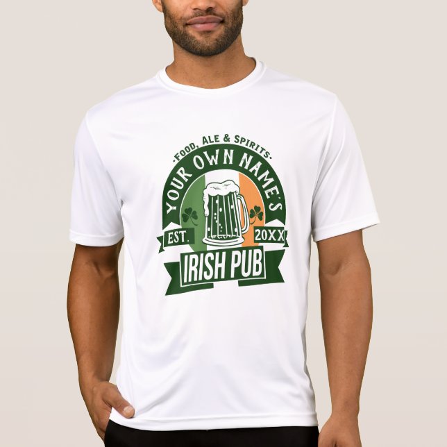 T-shirts O Dia de São Patrício Personalizado do Pub Irlandê (Frente)