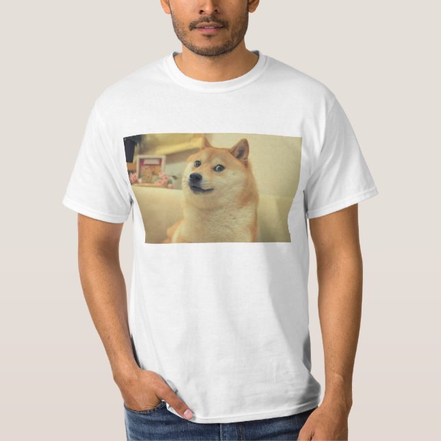 T-shirts O Doge, muito quer, uau (Frente)