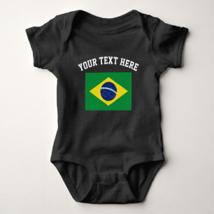 T-shirts O futebol de bandeira de Brasil ostenta o bodysuit