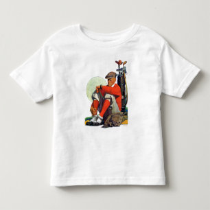 T-shirts O jogador de golfe manteve-se esperar