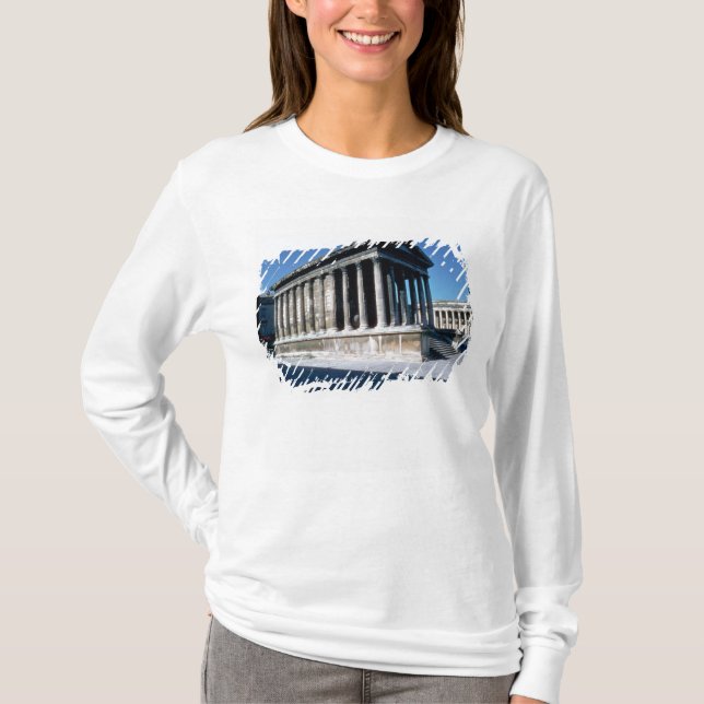 T-shirts O Maison Carree (Frente)