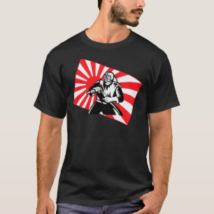 T-shirts O Sandblaster velho de Tokyo