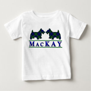 T-shirts O Scottie de MacKay do clã persegue o Tartan