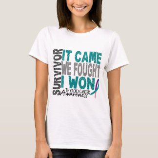 T-shirts O sobrevivente de câncer que do tiróide veio nós
