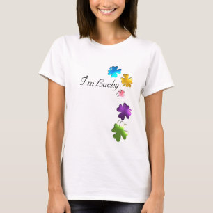 T-shirts O trevo afortunado de quatro folhas projetou a
