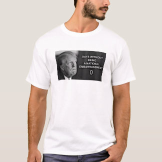 T-shirts O trunfo é um embaraço