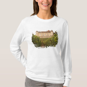 T-shirts O velho castelo medieval Chateau de Rully na Cote