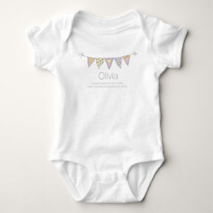 T-shirts Olivia dá nome às garotas que significa "bunting f