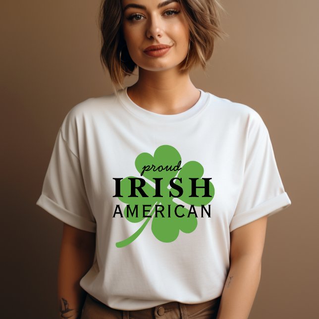 T-shirts Orgulhosa Rua Irlandesa Americana. Dia de Patrick (Criador carregado)