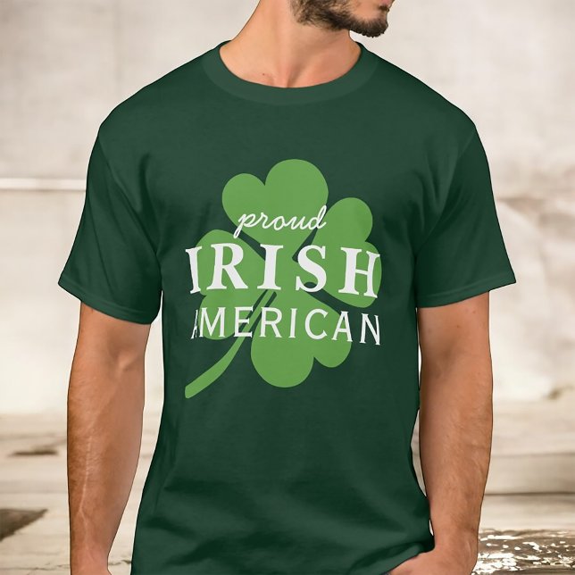 T-shirts Orgulhosa Rua Irlandesa Americana. Dia de Patrick (Criador carregado)