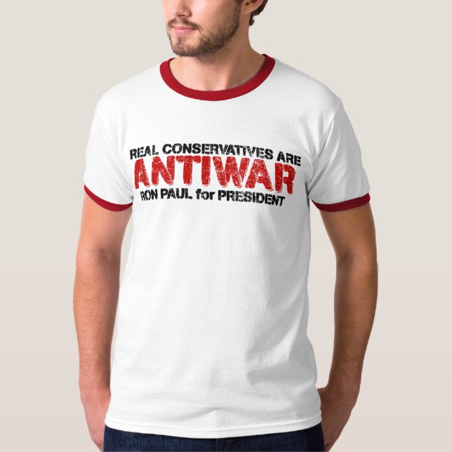 T-shirts Os conservadores reais são pacíficos (Frente)
