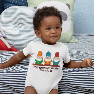 T-shirts Os gnomos fizeram-me fazê-lo