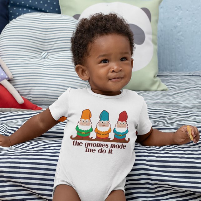 T-shirts Os Gnomos Me Fizeram Fazer Isso (Criador carregado)