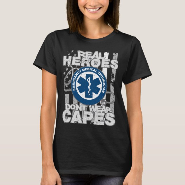T-shirts Os heróis reais de EMT não vestem cabos (Frente)