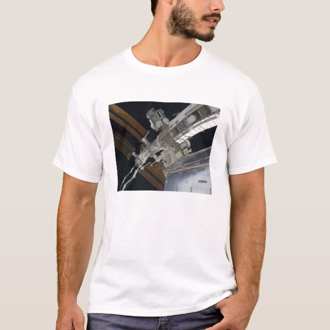 T-shirts Parte da Estação Espacial Internacional 3 (Frente)