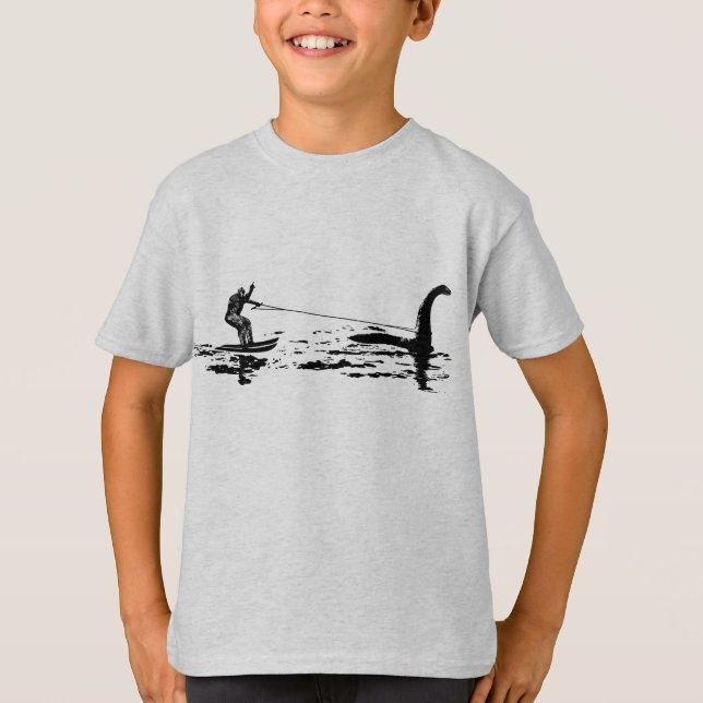 T-shirts Pé e Nessie grandes (Frente)