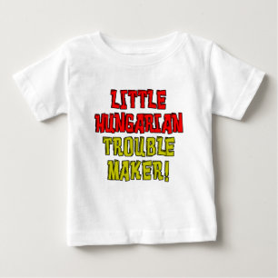 T-shirts Pequeno Criador de Problemas Húngaro