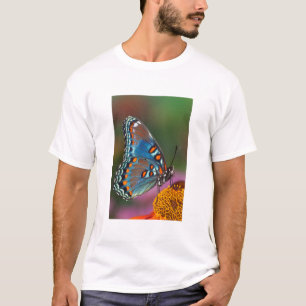 T-shirts Perfil de borboleta em uma flor