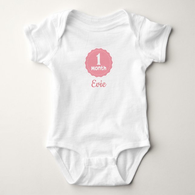 T-shirts Personalizável Um Mês (Frente)