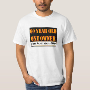 T-shirts Pessoas de 60 anos, um proprietário - as peças d