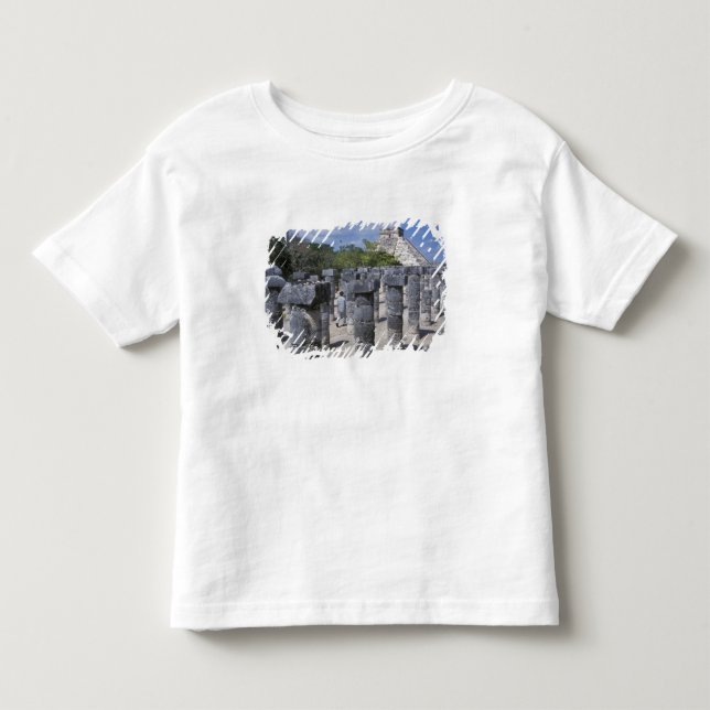 T-shirts Pilares de pedra antigos em Chichen Itza. Central (Frente)