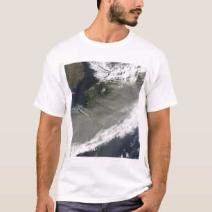 T-shirts Poeira sobre Japão