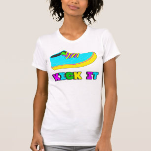 T-shirts Pontapé rasgou o T das senhoras