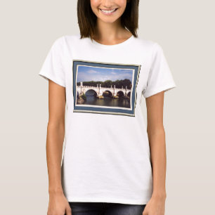 T-shirts Ponte Sant'Angelo em Roma, Itália