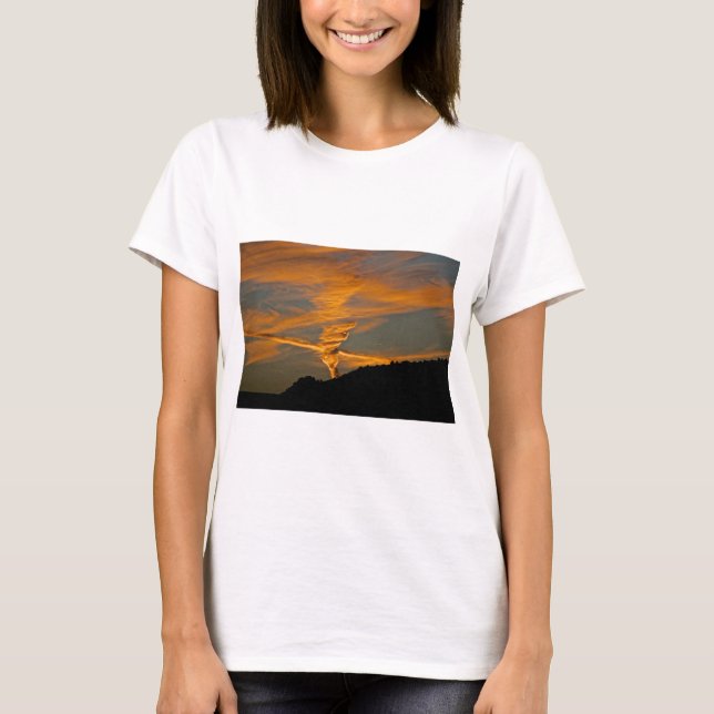 T-shirts Por do sol de Chemtrail (Frente)