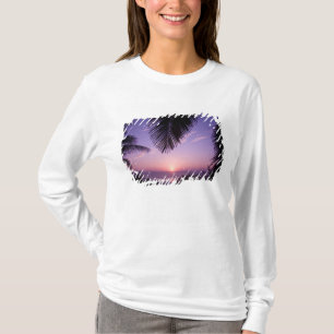 T-shirts Pôr do sol no West End, Cayman Brac, Ilhas Cayman,