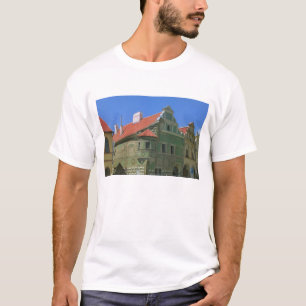 T-shirts Praça da cidade velha rodeada por casas do século 