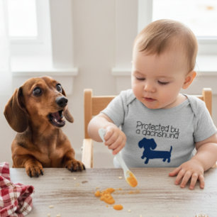 T-shirts Protegido por um Dachshund (azul)